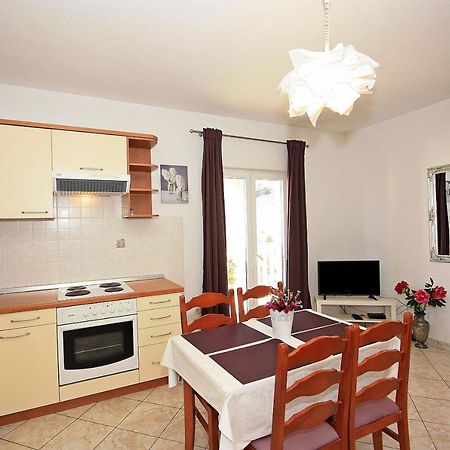 Apartments Mara Supetar Εξωτερικό φωτογραφία